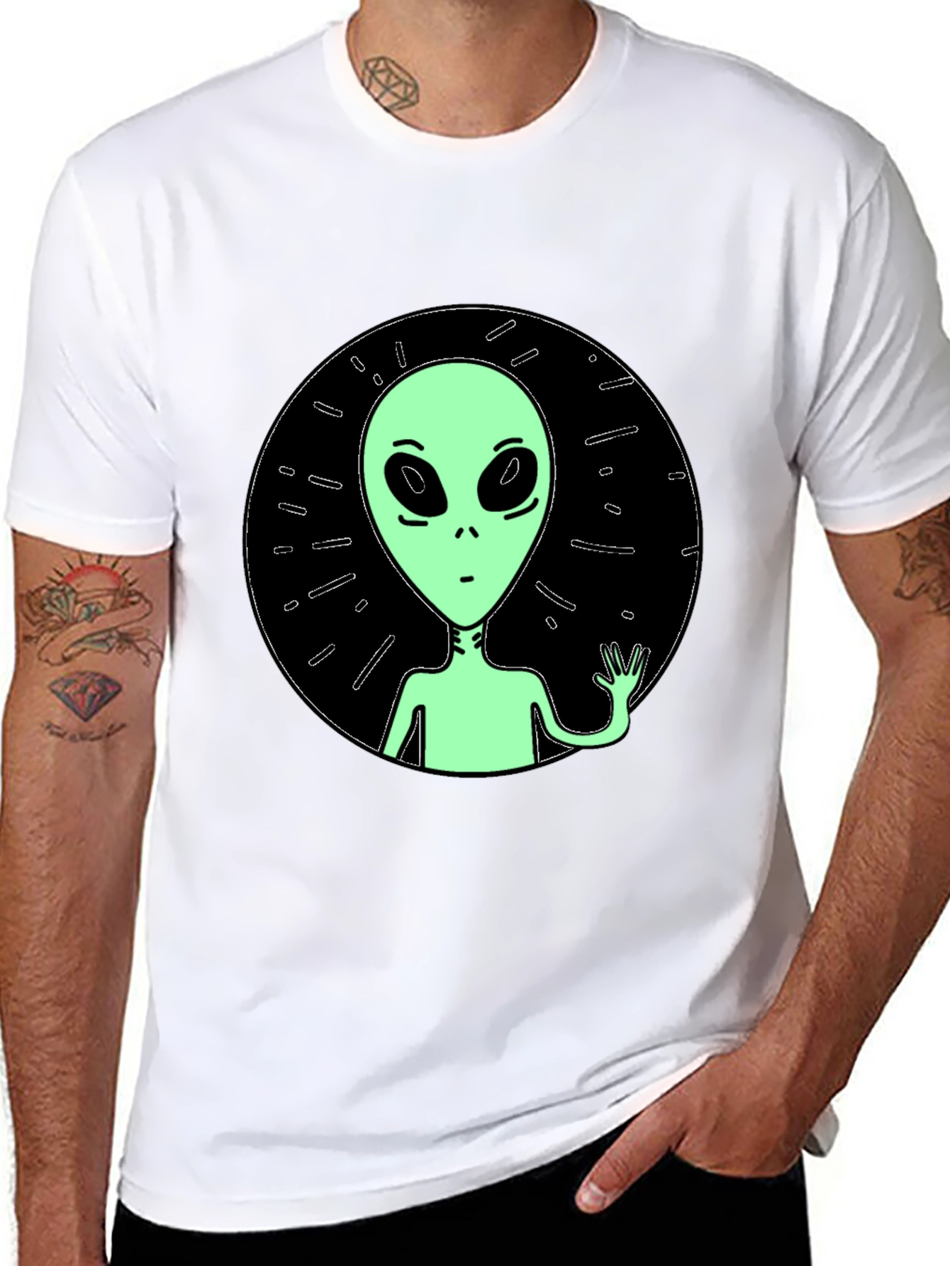 Alien Graphic Tee - Black Crew Neck T-Shirt